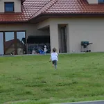 U Emilii Orman Evi