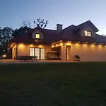 U Emilii Lodge *